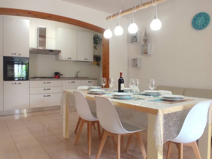 Gîte pour 6 personnes, avec terrasse à Marina di Mancaversa