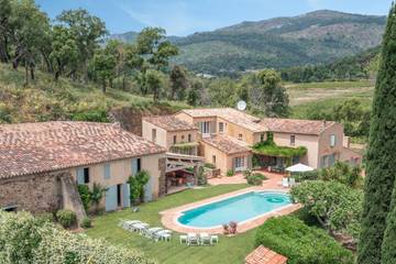 Villa für 12 Personen, mit Garten, mit Haustier in Grimaud