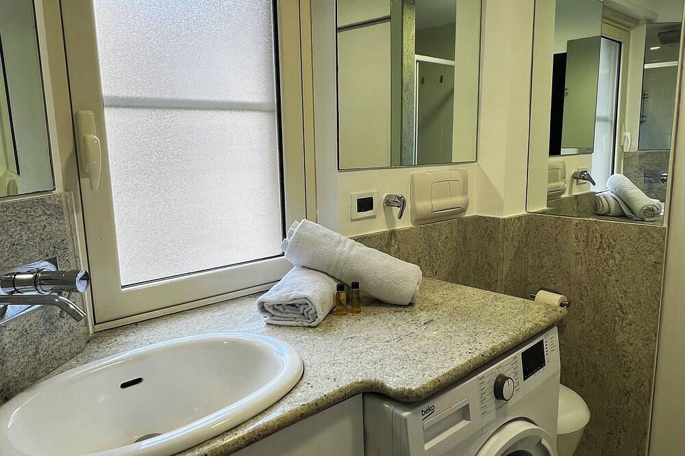 Apartamento entero, Reserved within walking distance of downtown. in Regio de Calabria, Provincia de Reggio Calabria