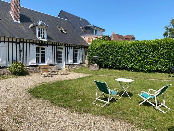 Location de vacances pour 6 personnes, avec jardin à Saint-Martin-aux-Buneaux