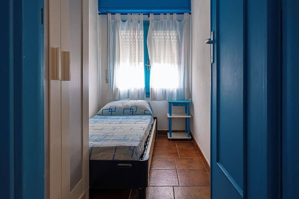 Entire apartment, Penthouse a few steps from the sea between the Circeo and Terracina in Porto Badino, Agro Pontino