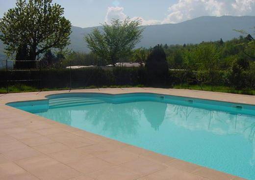 Location de vacances pour 6 personnes, avec jardin ainsi que piscine et vue, animaux acceptés à Novalaise - 4