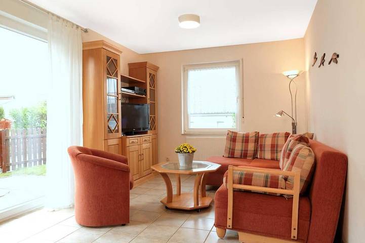 Ferienhaus für 4 Personen, mit Terrasse und Garten sowie Sauna