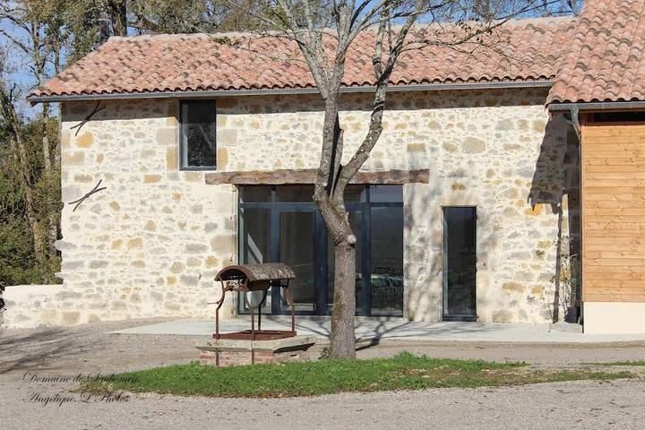 Gîte pour 6 personnes, avec vue et jardin à Saint-Vincent-de-Lamontjoie