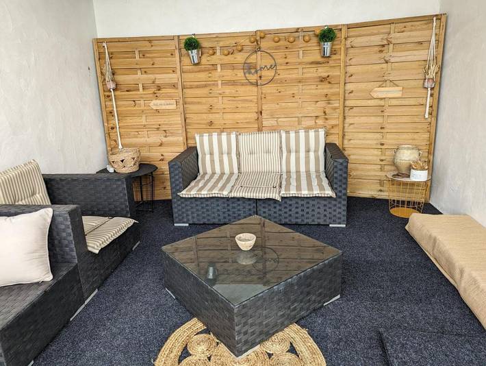 Location de vacances pour 10 personnes, avec jardin ainsi que vue et piscine, animaux acceptés à Saint-Lon-les-Mines - 3