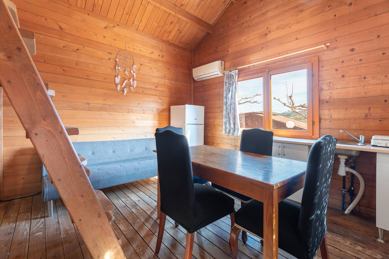Maison de vacances 'Barraca' avec vue sur la montagne, Wi-Fi et climatisation in Barx, Costa de Valencia