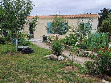 Gîte pour 2 personnes, avec jardin, adapté aux familles dans Plage de la Boirie