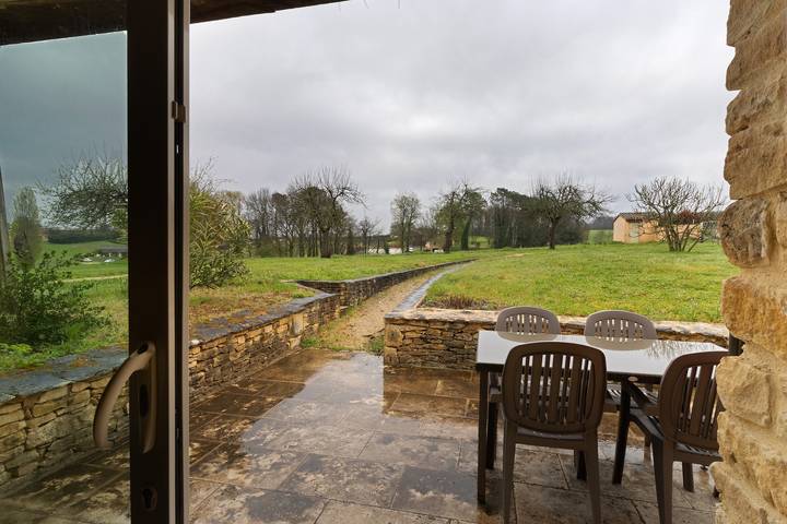 Location de vacances pour 3 personnes, avec bassin pour enfant et jardin, animaux acceptés à Saint-Geniès - 3