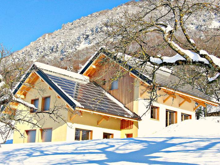 Chalet pour 4 personnes, avec terrasse en Savoie