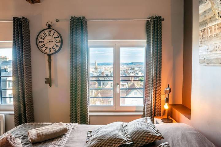 Apartamento entero, The Bucailleries en el segundo piso 2 habitaciones 2 baños in Honfleur, Region de Lisieux