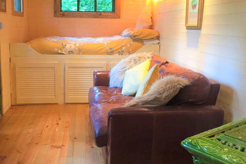Unique and Bespoke Stunning Thatched Dorset Shepherds Huts with Private Hot Tub in Dorset