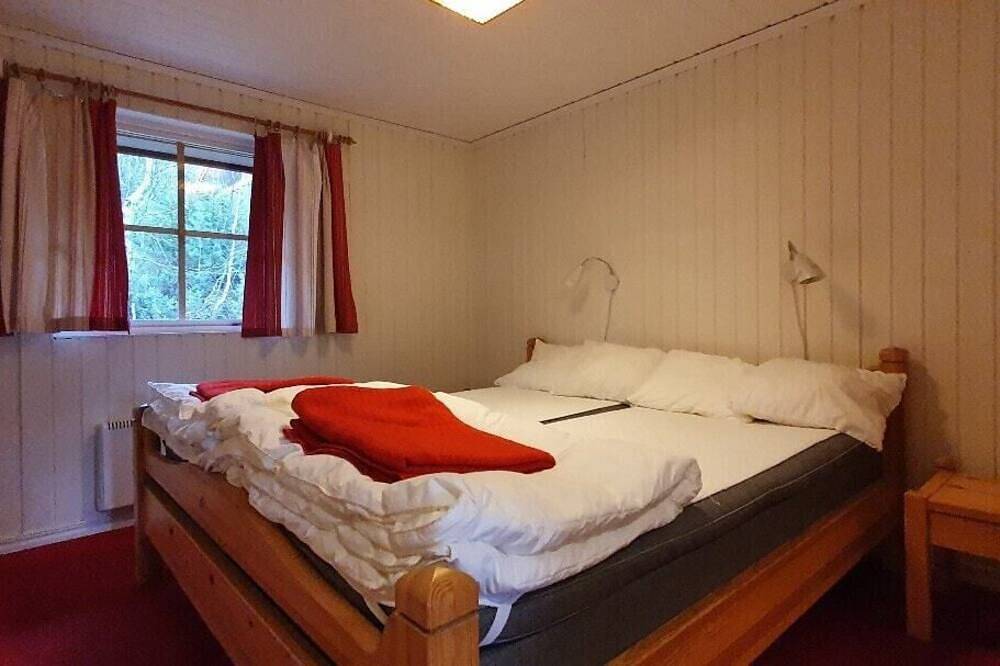 Sauna | Wi-Fi | Terrace | Wood stove | Cable Tv in Lofsdalen, Härjedalen