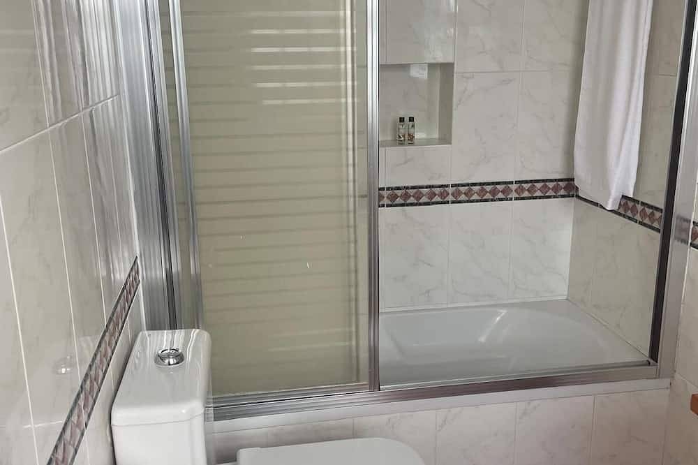 Apartamento entero, Apartamento Carpe Diem - Piso acogedor a 2 minutos del mar in Urzelina, São Jorge