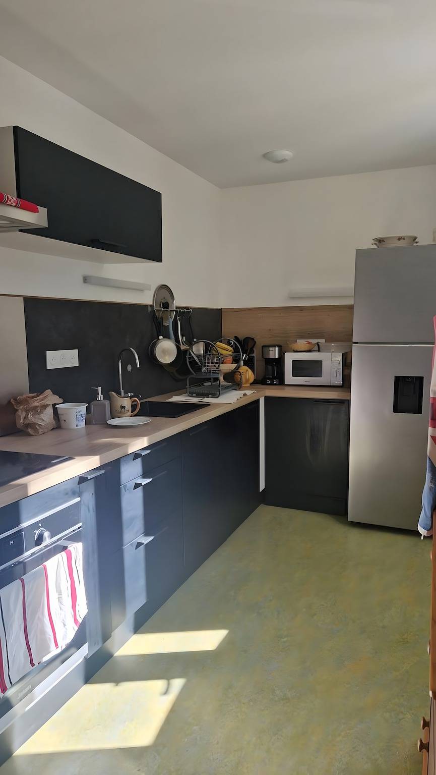 Chambre 2 – L'Auberge Le Toit Vert : Espace et praticité à Moutiers in Moûtiers, Massif du Mont-Blanc
