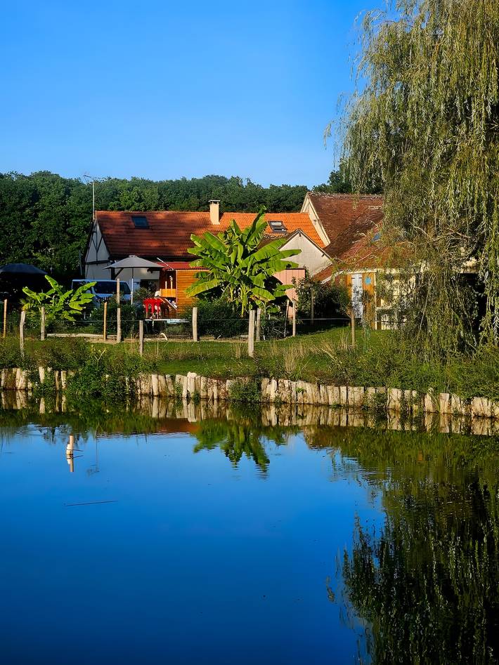 Maison de vacances pour 30 personnes, avec jardin, animaux acceptés dans Yonne