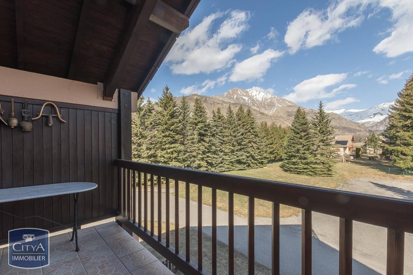Ganze Wohnung, Apartment 'Tallas Pieds Des Pistes' mit Bergblick, Balkon und Wlan in Ancelle, Nationalpark Écrins