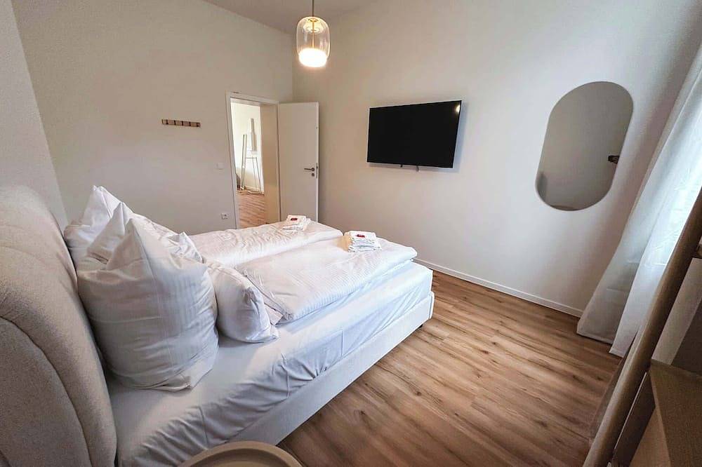 Ganze Wohnung, Zentrales Apartment in Celle: 2 Schlafzimmer, Küche, Parkplatz & Stadtzentrum in Celle, Aller-Leine-Tal