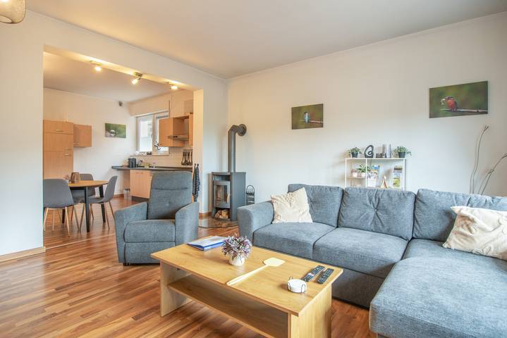 Apartamento entero, Apartamento vacacional 'Am Glücksberg' con wifi in Bettingen, Bitburg-Prüm
