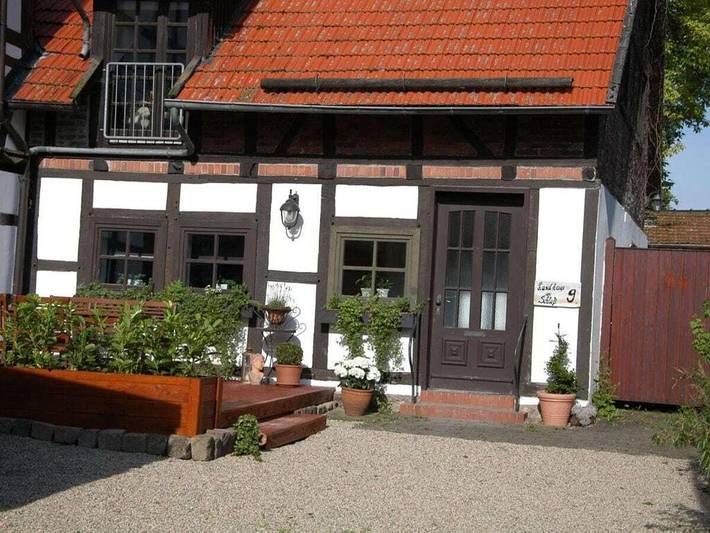 Ferienhaus für 6 Personen, mit Terrasse und Sauna in Brakel