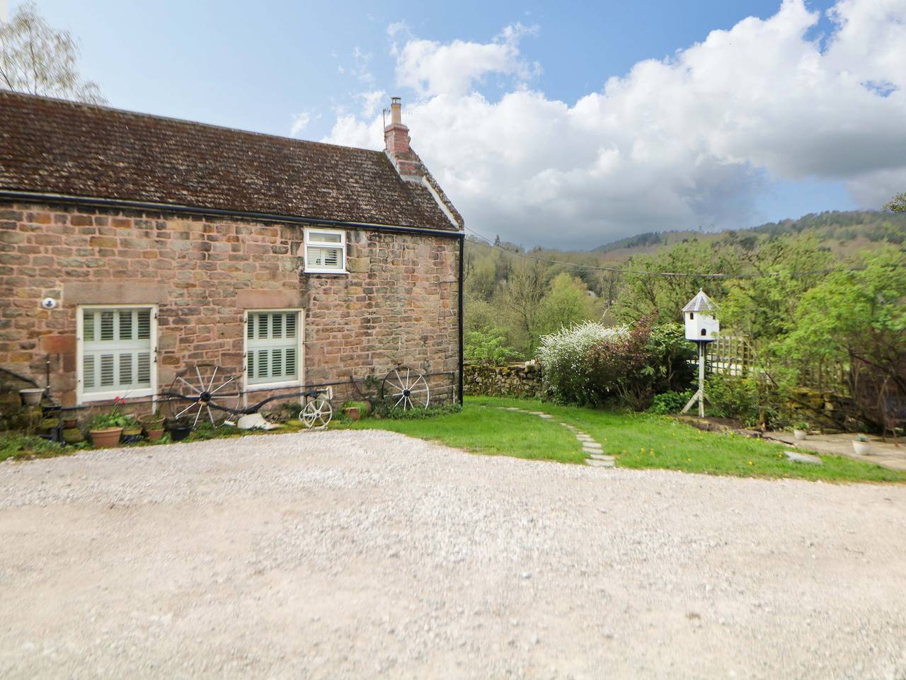 Meadow View Cottage in Crich, Derbyshire