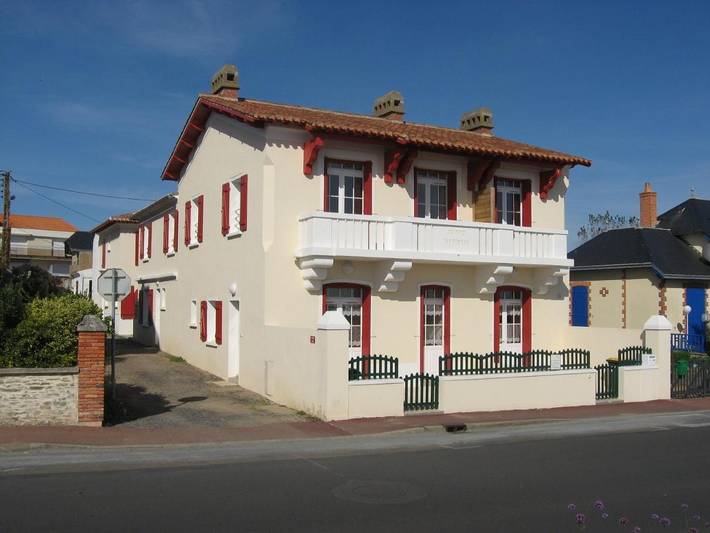 Gîte pour 2 personnes, avec terrasse dans Plage du Boisvinet - 3