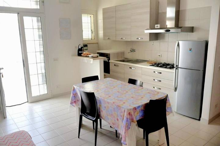 Ferienhaus für 6 Personen, mit Garten und Ausblick in Torre Canne - 3