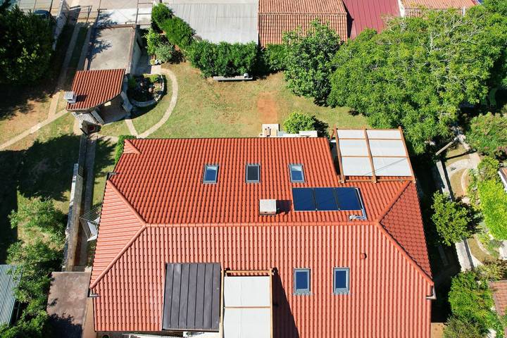 Ganze Wohnung, Ferienwohnung Nur Wenige Schritte Zum Meer mit Schwimmbad in Premantura, Südküste Istrien