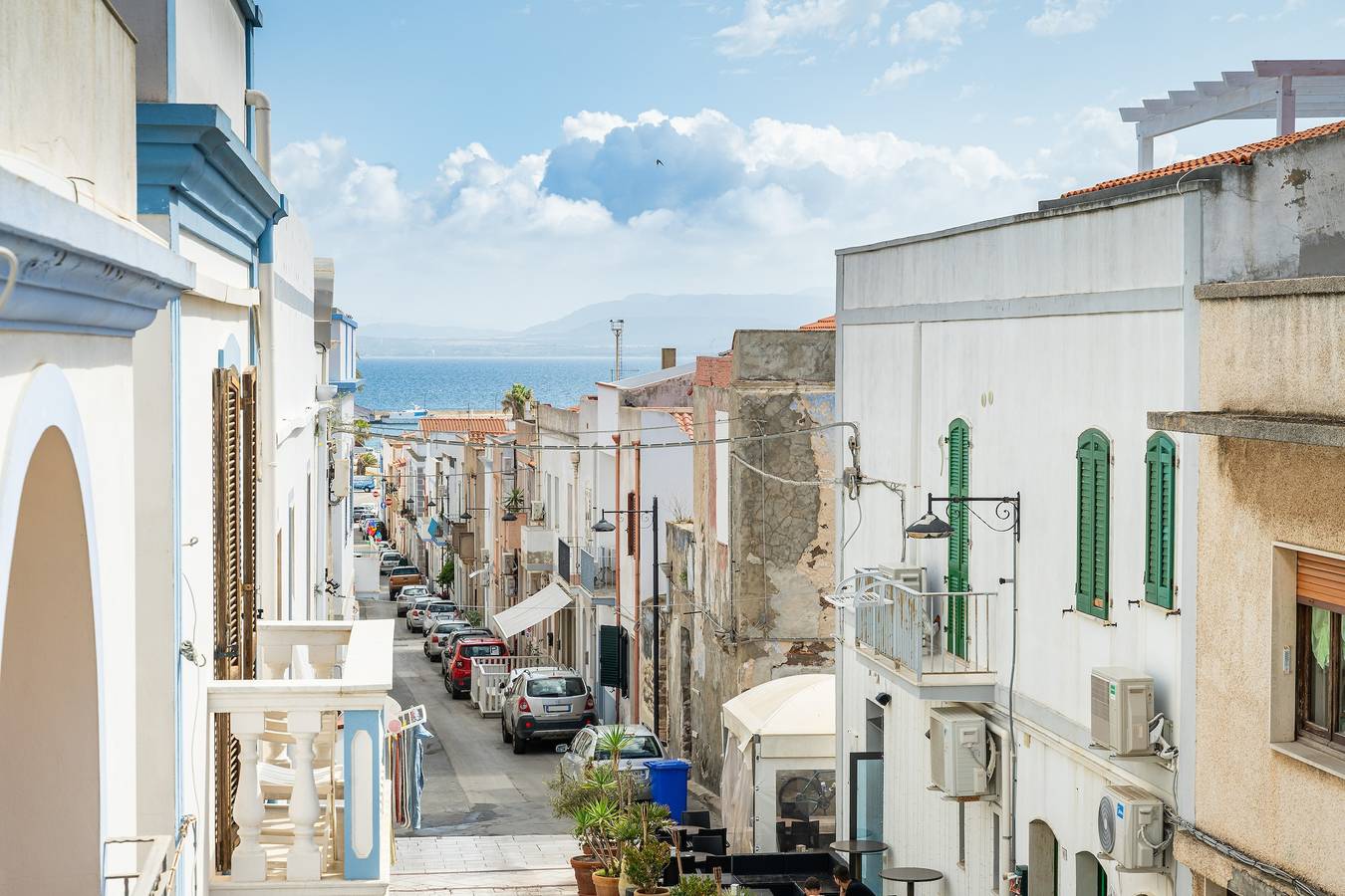 Ganze Wohnung, Ferienwohnung 'Casa Vacanze Riflessi Sul Mare' mit Balkon, Wlan und Klimaanlage in Calasetta, Sant'Antioco