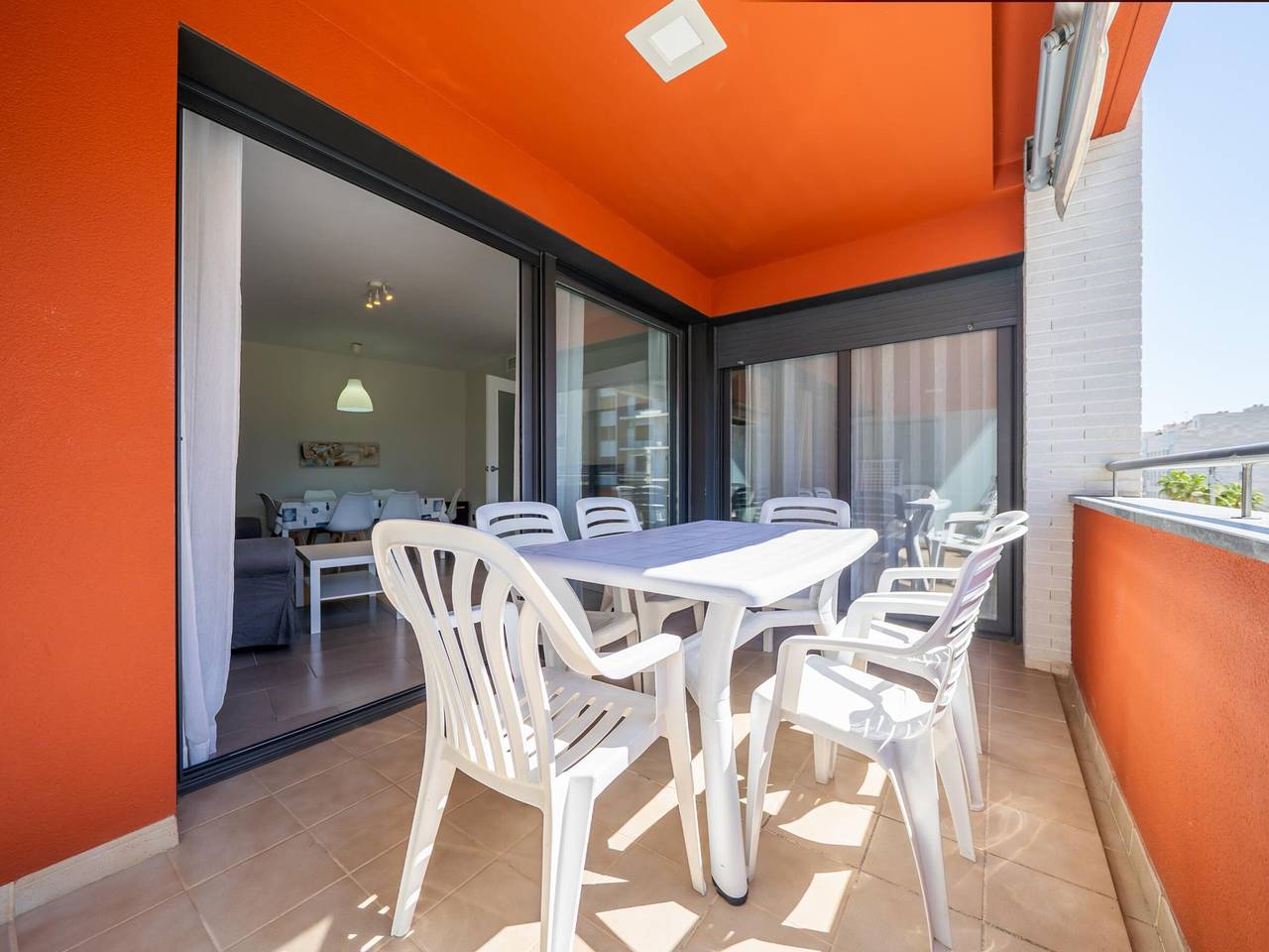 Apartamento entero, Apartamento de 80 m² con piscina, a 150m de la playa en Torredembarra - 3 habitaciones, terraza y parking in Torredembarra, Costa Dorada