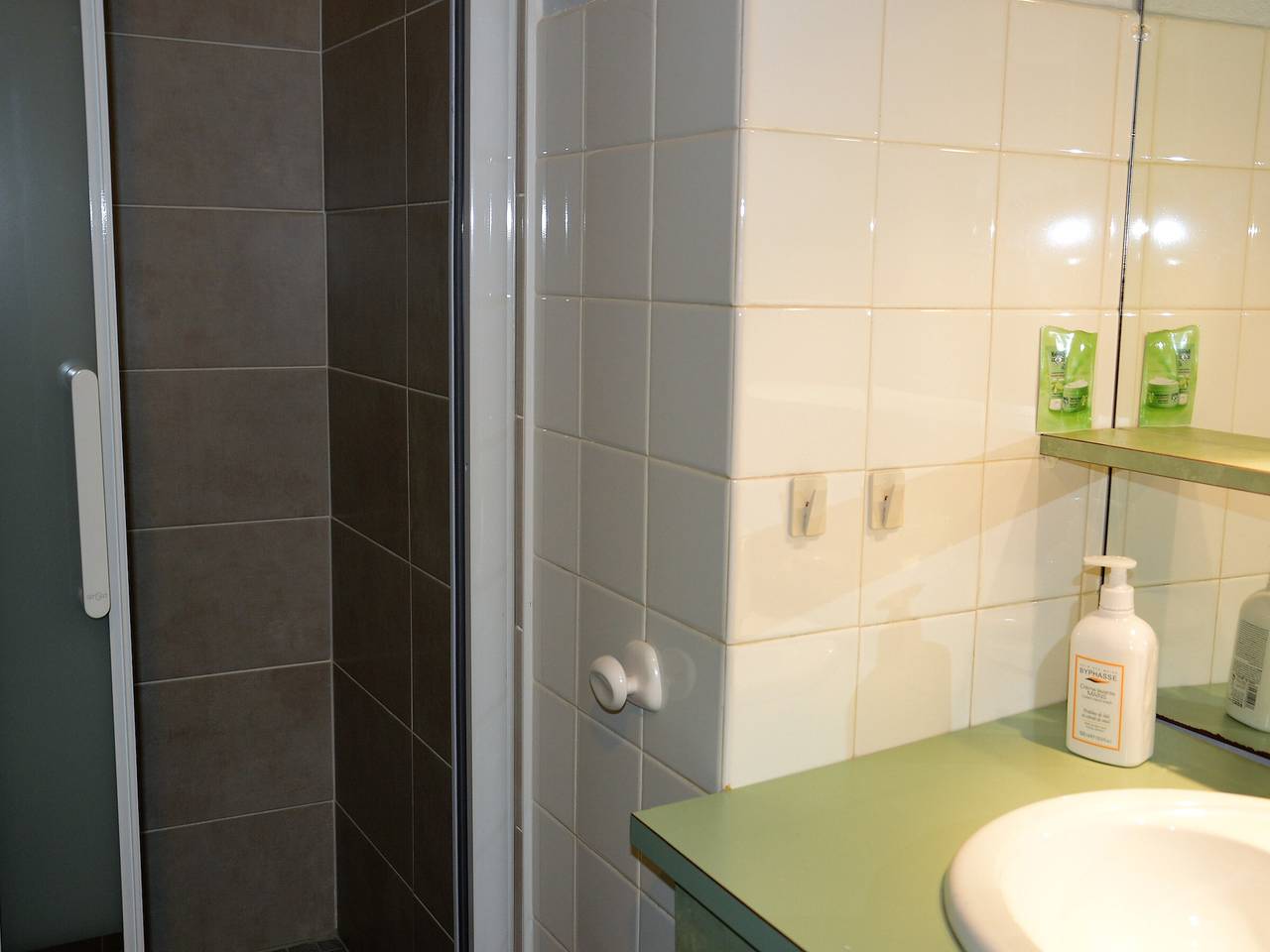 Studio entier, Studio Confortable pour 3 près Plage, Parking, Cuisine équipée in Saint-Jean-de-Monts, Vendée