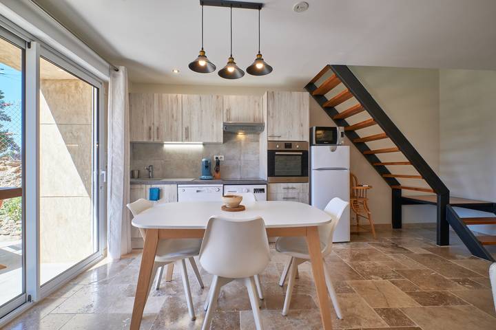 Casa de vacaciones 'La Mottinière' con terraza privada y Wi-Fi in Saint-Hilaire-du-Rosier, Isère