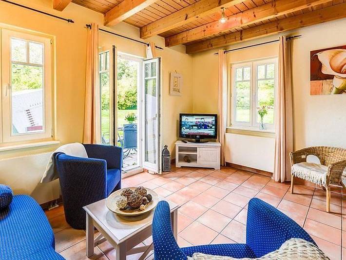 Ferienhaus für 6 Personen, mit Terrasse und Garten