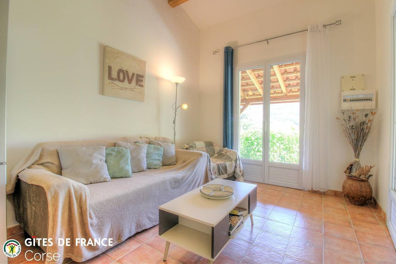 Gîte pour 4 personnes avec terrasse in Casaglione, Région d'Ajaccio