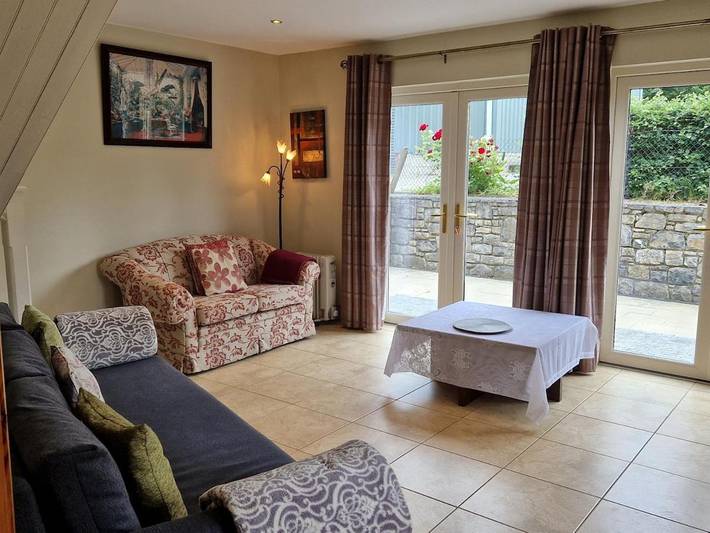 Location de vacances pour 6 personnes, avec jardin et terrasse à Fermoy