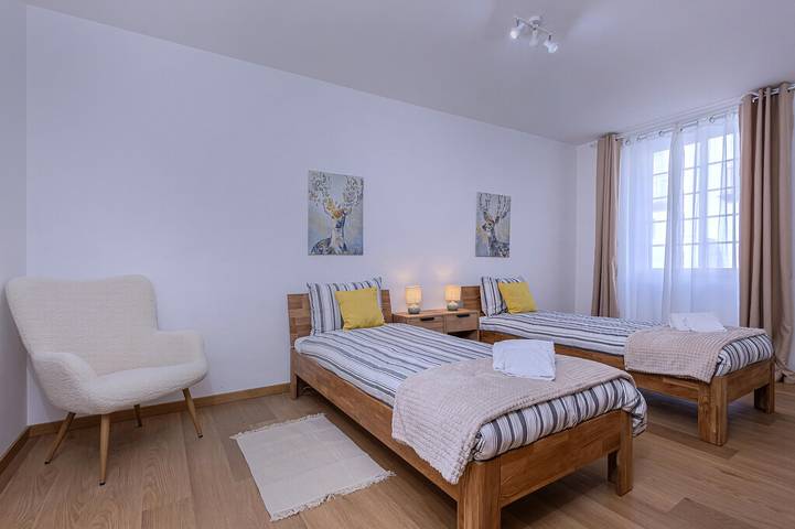 Location de vacances pour 6 personnes, avec Terrasse dans Faial - 3
