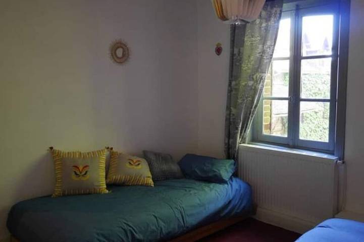 Location de vacances pour 5 personnes, avec jacuzzi et jardin à Bernay - 3