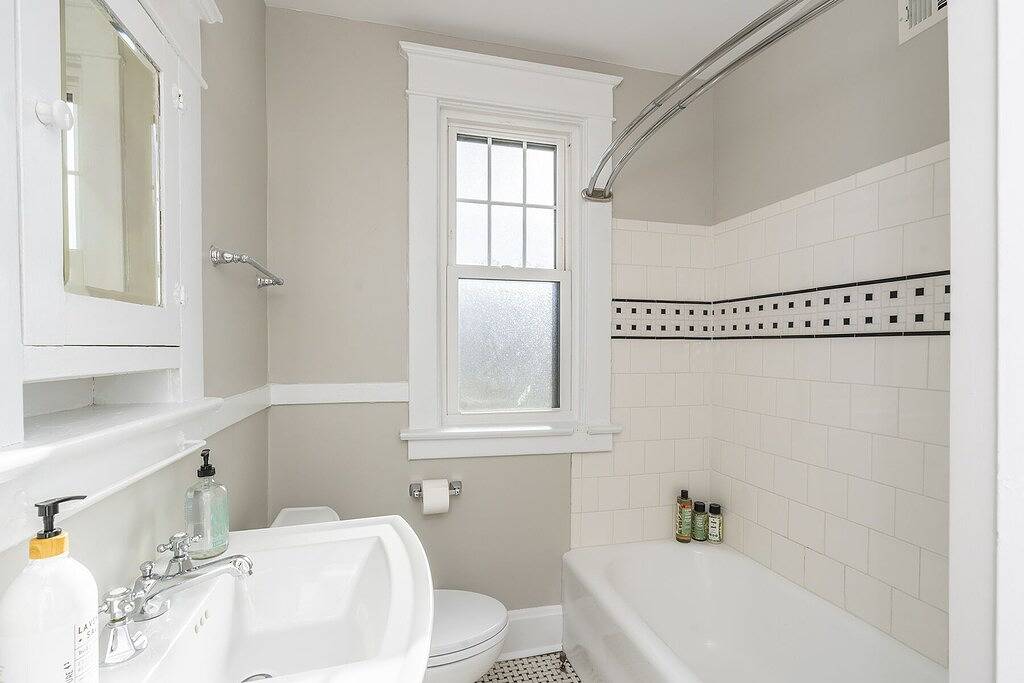 Bourbon n Horses themed 3B/2Ba home in beautiful Chevy Chase neighborhood! in Lexington, Kentucky