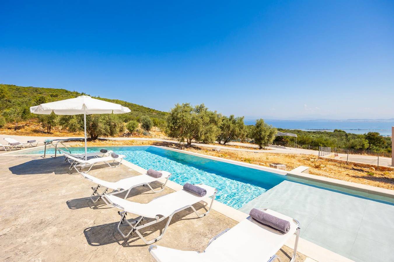 Βίλα για 10 άτομα με ταράτσα in Απόλπαινα, Πόλη της Λευκάδας