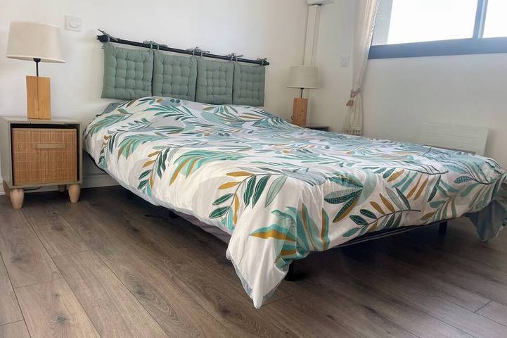 Location de vacances pour 4 personnes, avec jardin et piscine à Château-Chervix - 2