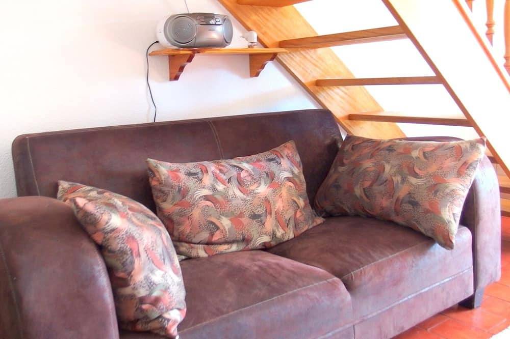 Appartement entier, Apt Ideal Couple Avec Enfants, Wifi, Clim Reversible , Garage. in Boulouris, Saint-Raphaël