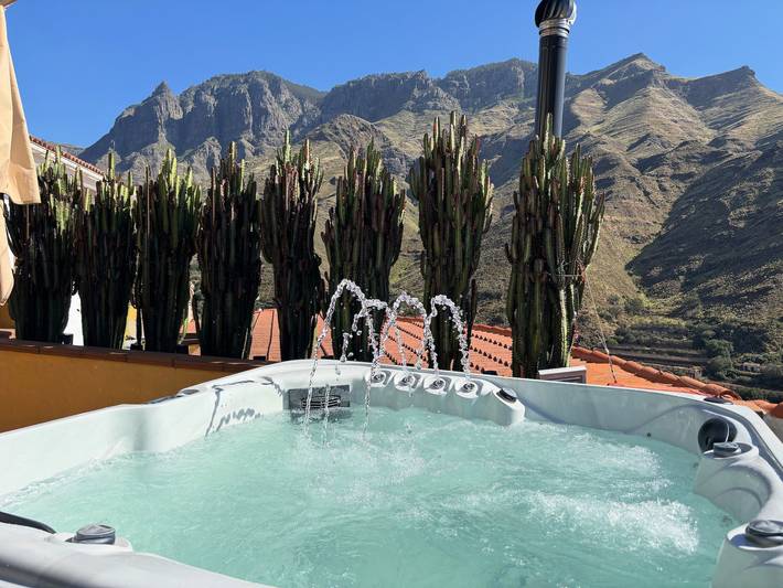 Casa de vacaciones para 7 personas, con jardín y jacuzzi - 1