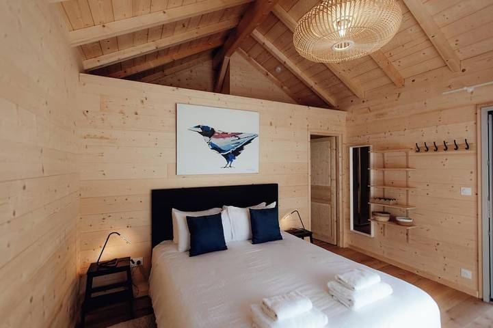 Chambre d’hôte pour 2 personnes, avec jardin dans le Jura