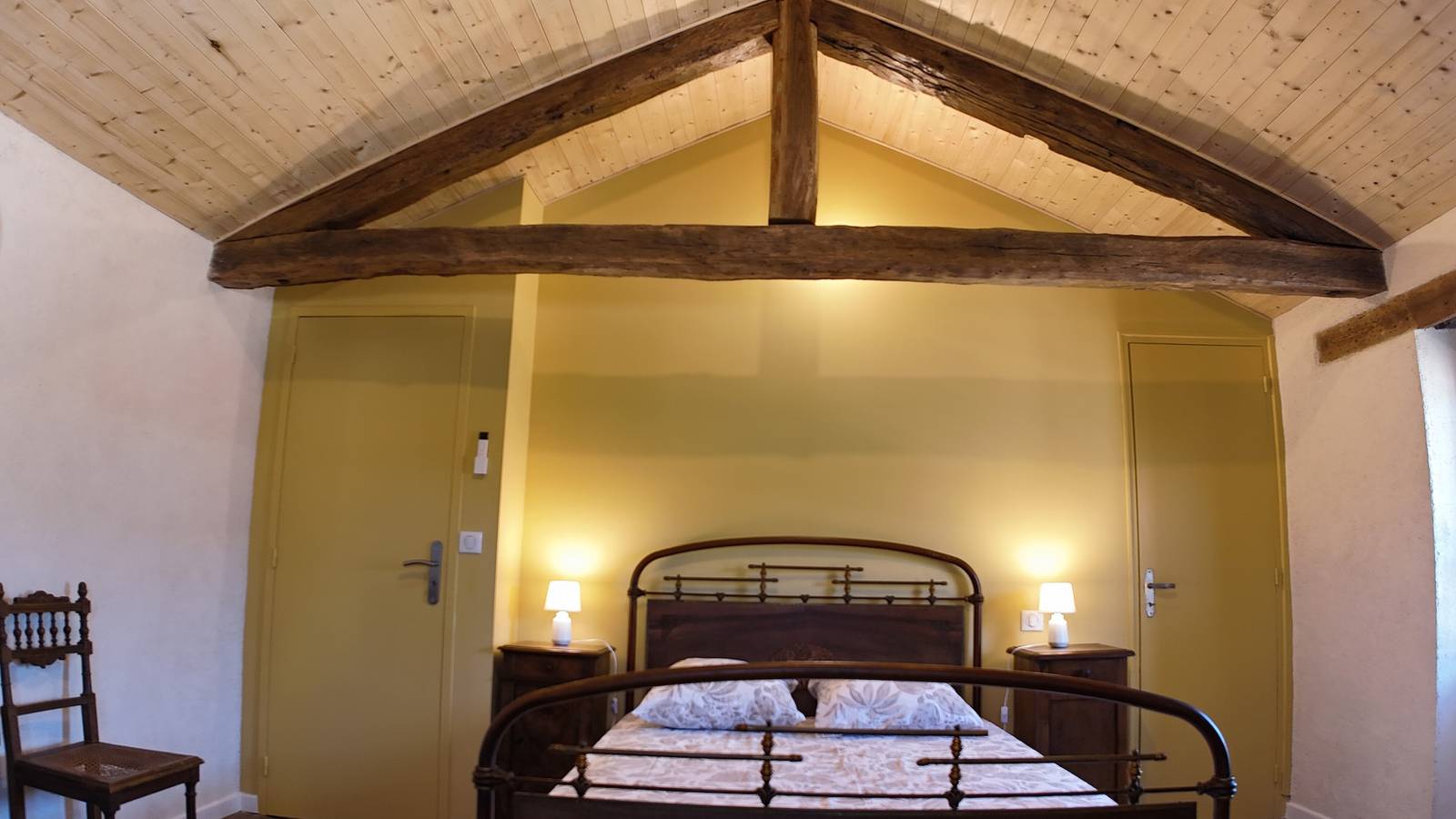 Maison de vacances « La Maison De Germaine » avec terrasse privée et climatisation in Rayssac, Région de Lacaune