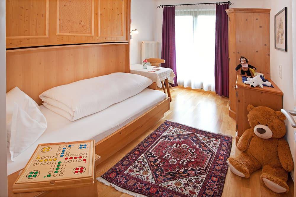 Ganze Wohnung, Ihr Ferien - Domizil für einen gelungenen Urlaub in der Zillertaler-Bergwelt in Tuxer Alpen, Aschau im Zillertal