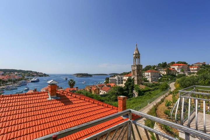 Holiday apartment for 2 people, with view and balcony - 1