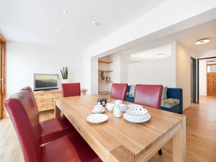 Ferienwohnung für 4 Personen, mit Garten und Pool sowie Terrasse, kinderfreundlich in Sankt Johann in Tirol - 2