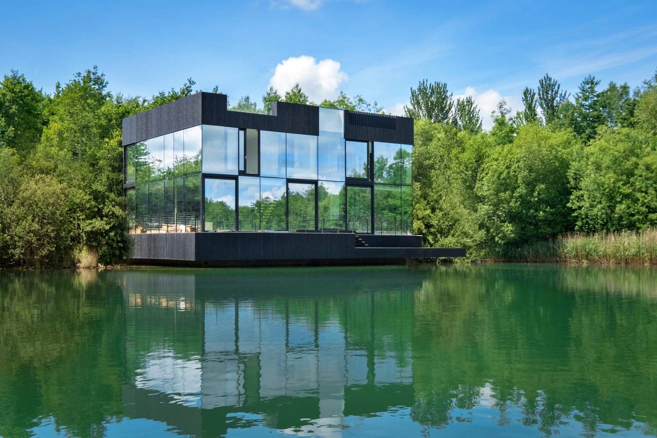 The Glass House at The Lakes by Yoo in Gloucestershire