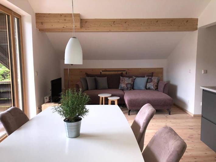 Ferienwohnung für 4 Personen, mit Seeblick und Garten sowie Ausblick im Tölzer Land - 3