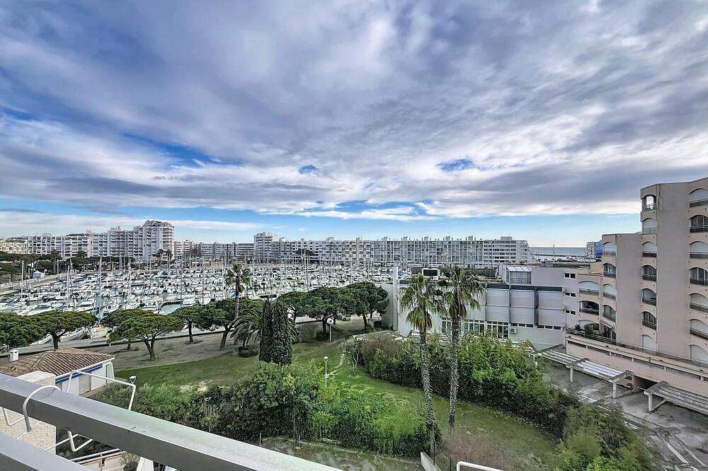 Apartamento entero, Estudio cabina con aire acondicionado y vista al mar cerca de la playa in Mauguio, Côte d'Améthyste