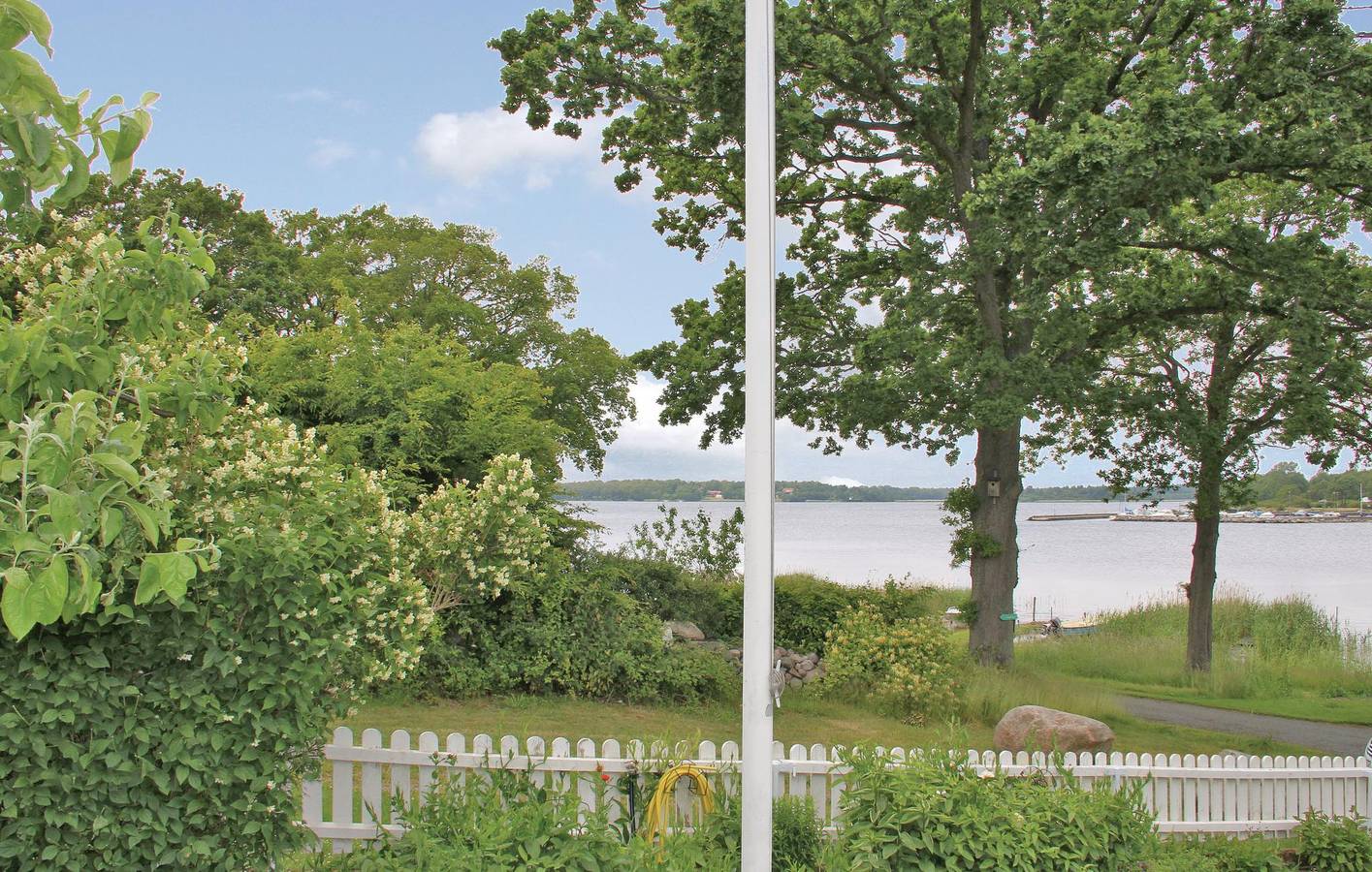 Hus för 3 Personer med terass in Svenska Östersjön